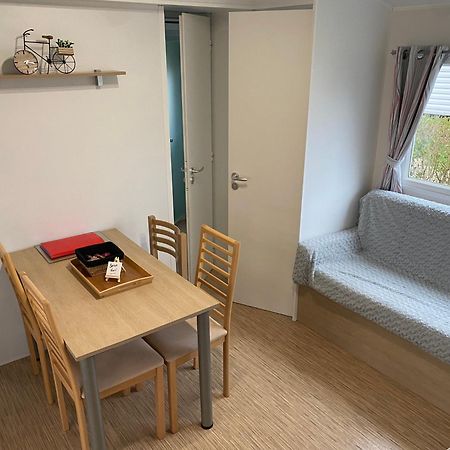 Mobil Home Tout Confort Ideal Pour 4 Personnes Dans Le Domaine De Dugny Camping 4 Etoiles, Proche De Blois, Du Zoo De Beauval Et Des Chateaux De La Loire Онзен Экстерьер фото