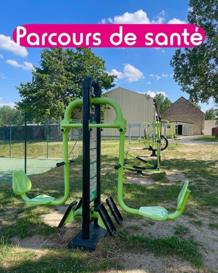 Mobil Home Tout Confort Ideal Pour 4 Personnes Dans Le Domaine De Dugny Camping 4 Etoiles, Proche De Blois, Du Zoo De Beauval Et Des Chateaux De La Loire Онзен Экстерьер фото
